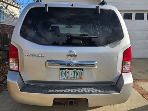 Used 2008 Nissan Pathfinder S image 3