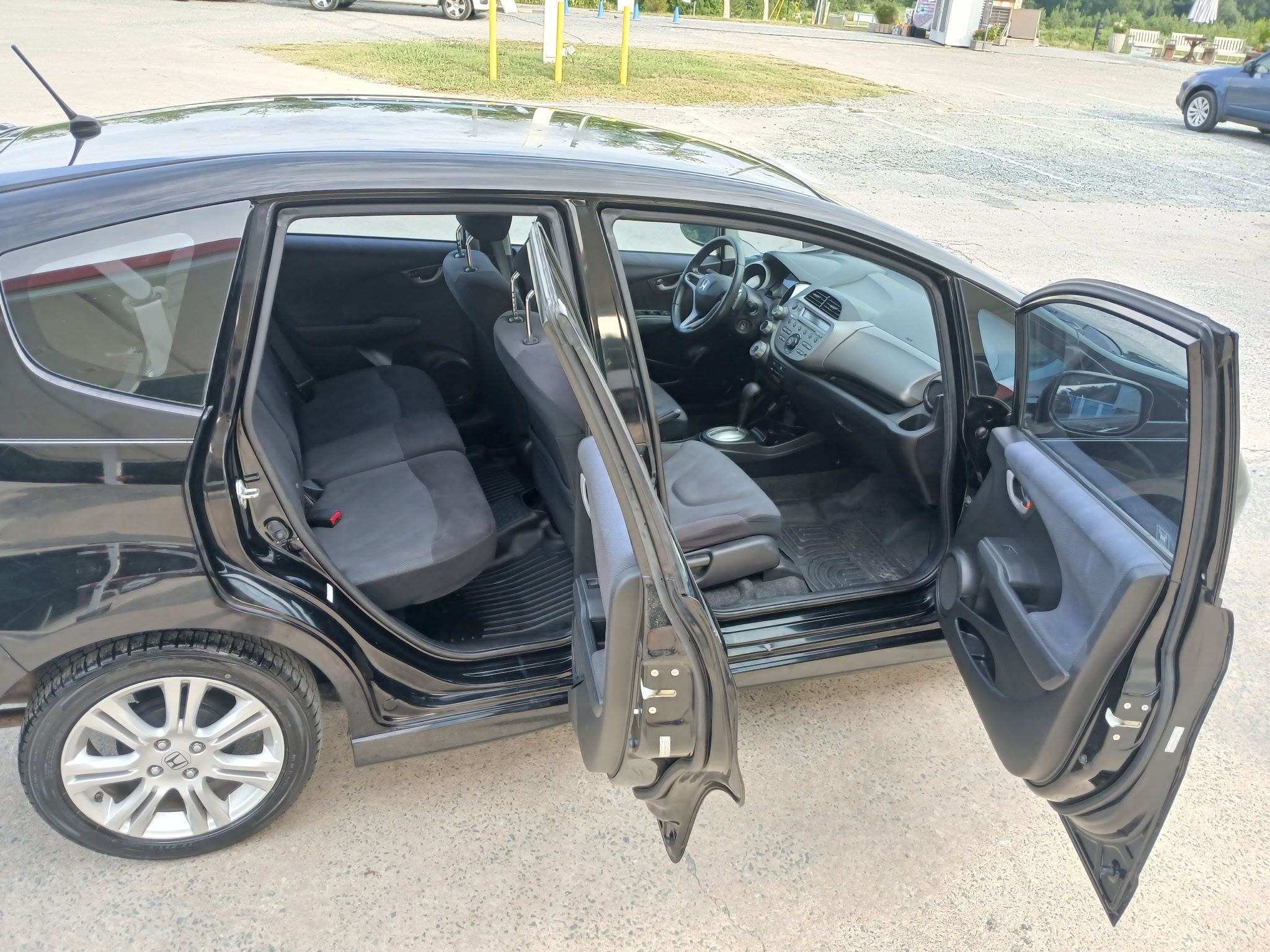 Used 2010 Honda Fit Sport image 10