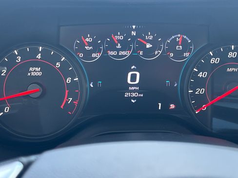 Used 2017 Chevrolet Camaro SS RWD image 9
