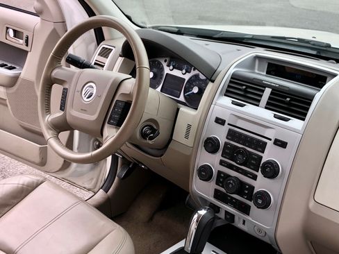 Used 2011 Mercury Mariner Premier w/ 202A Rapid Spec Order Code image 9