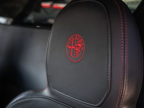 Used 2015 Alfa Romeo 4C Coupe w/ Leather Interior Group image 6