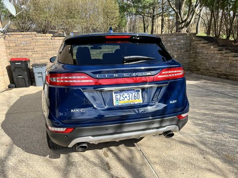 Used 2019 Lincoln MKC Reserve w/ MKC Climate Package image 6