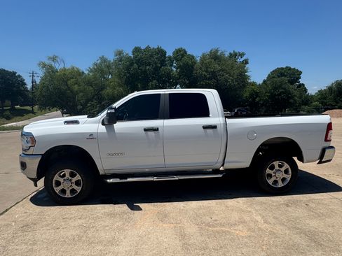 Used 2024 RAM 2500 Big Horn AWD/4WD image 8