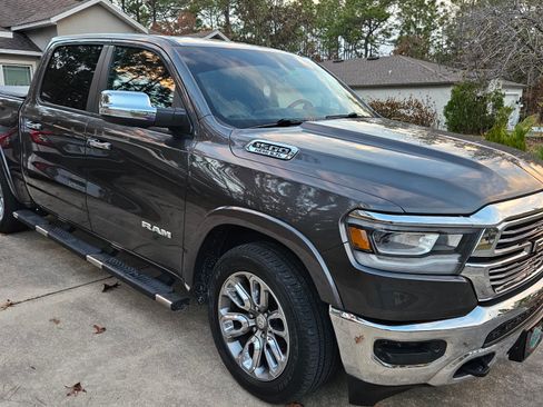 Used 2019 RAM 1500 Laramie image 1