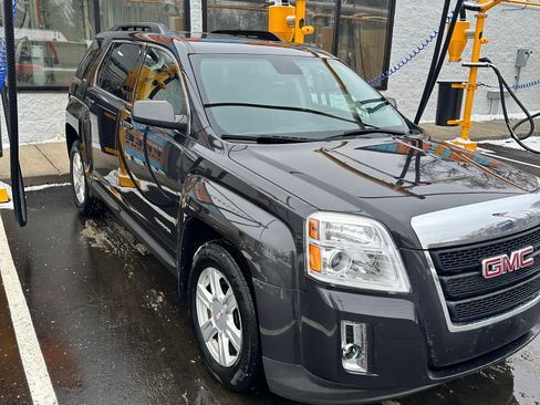Used 2015 GMC Terrain SLE w/ Convenience Package image 4