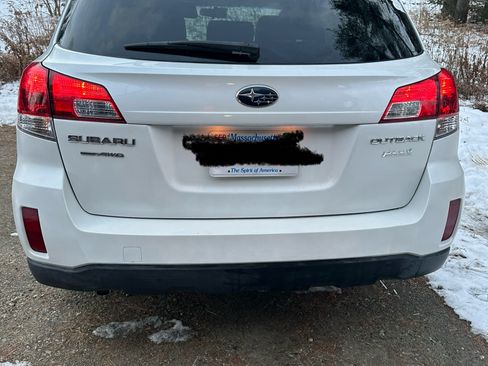 Used 2013 Subaru Outback 2.5i Premium image 5