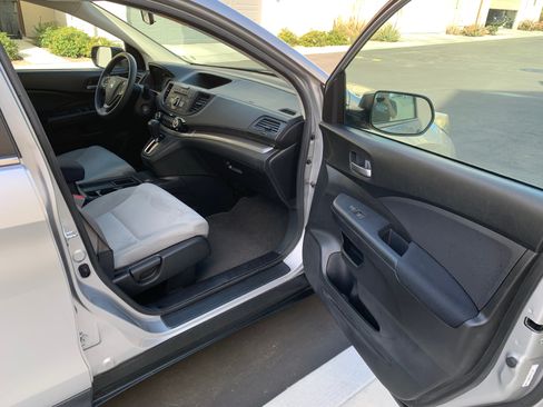 Used 2015 Honda CR-V LX image 13