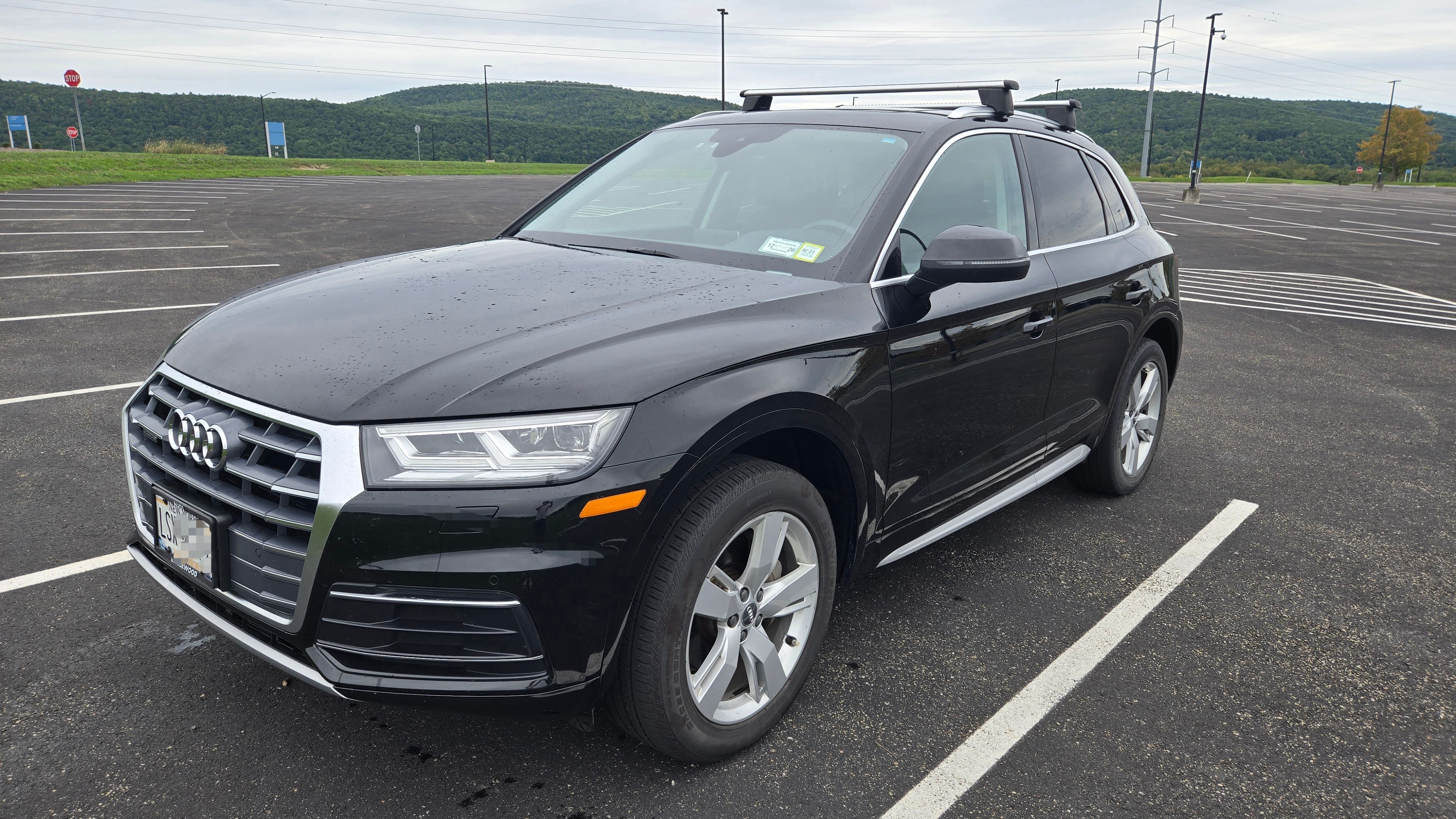 Used 2018 Audi Q5 2.0T Premium Plus w/ Premium Plus Package AWD/4WD image 10