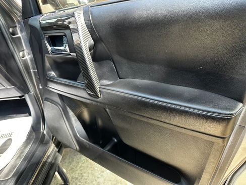 Used 2014 Toyota 4Runner SR5 image 15