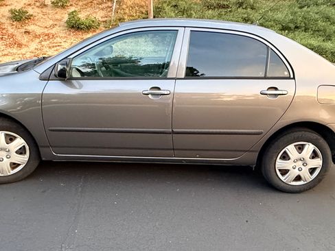 Used 2008 Toyota Corolla CE FWD image 6