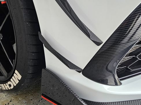 Used 2021 Chevrolet Corvette Stingray Premium Cpe w/ Z51 Performance Package image 26