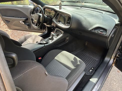 Used 2021 Dodge Challenger R/T Scat Pack w/ Driver Convenience Group image 13