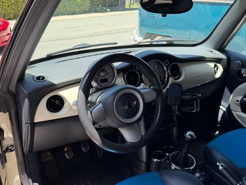 Used 2007 MINI Cooper S FWD image 9