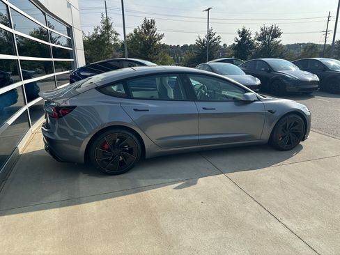 Used 2024 Tesla Model 3 Performance image 4