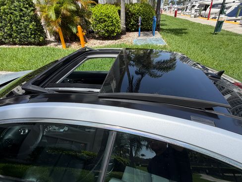 Used 2011 Mercedes-Benz E 350 Coupe image 10