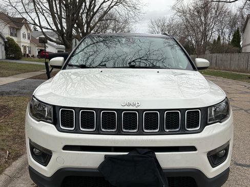 Used 2018 Jeep Compass Latitude w/ Popular Equipment Group image 1
