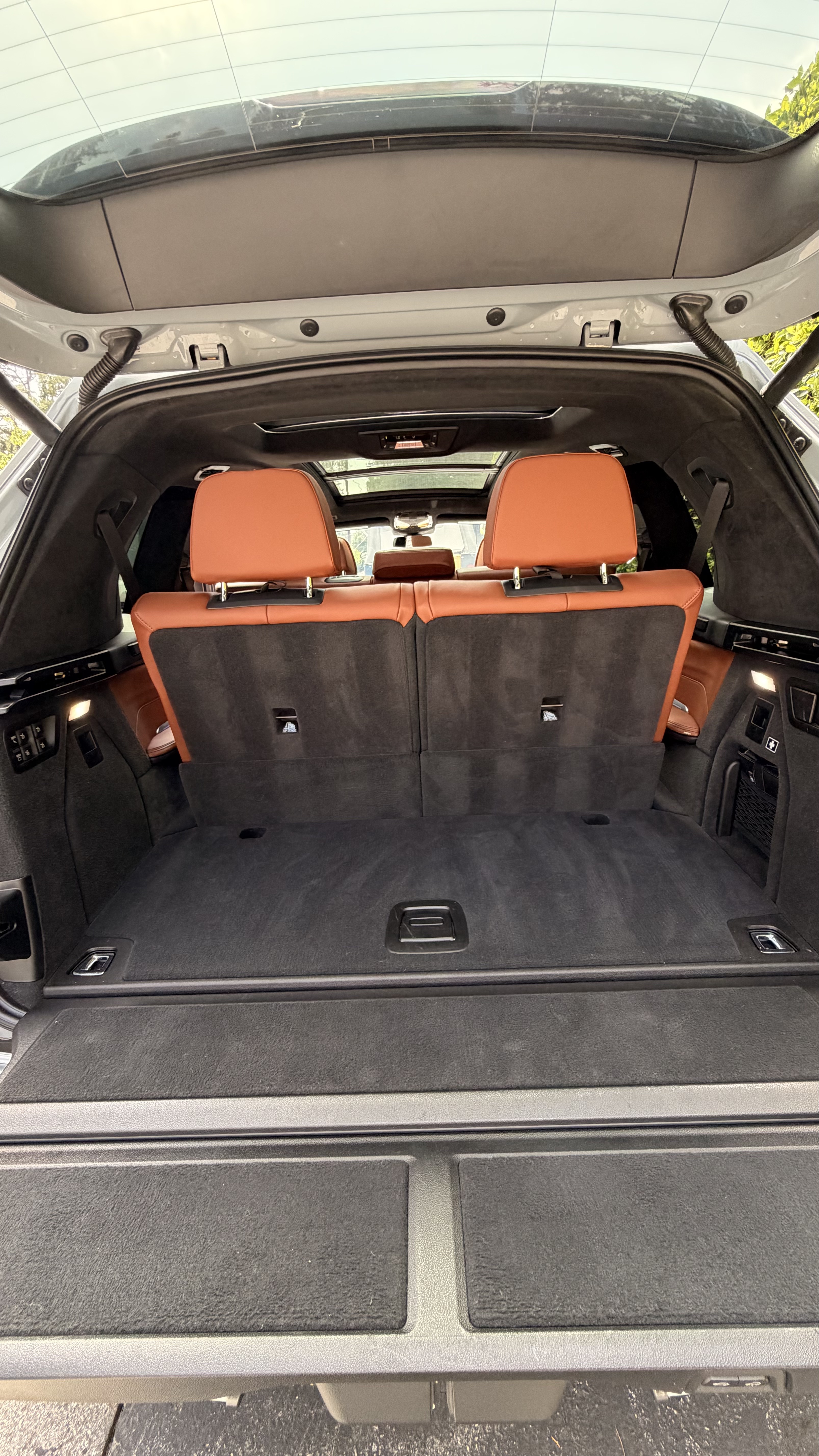 Used 2023 BMW X7 M60i w/ Executive Package AWD/4WD image 14