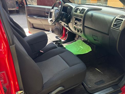 Used 2007 GMC Canyon SLE image 12