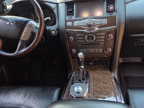 Used 2015 INFINITI QX80 Sport Utility 4D w/ 22" Wheel Package image 11