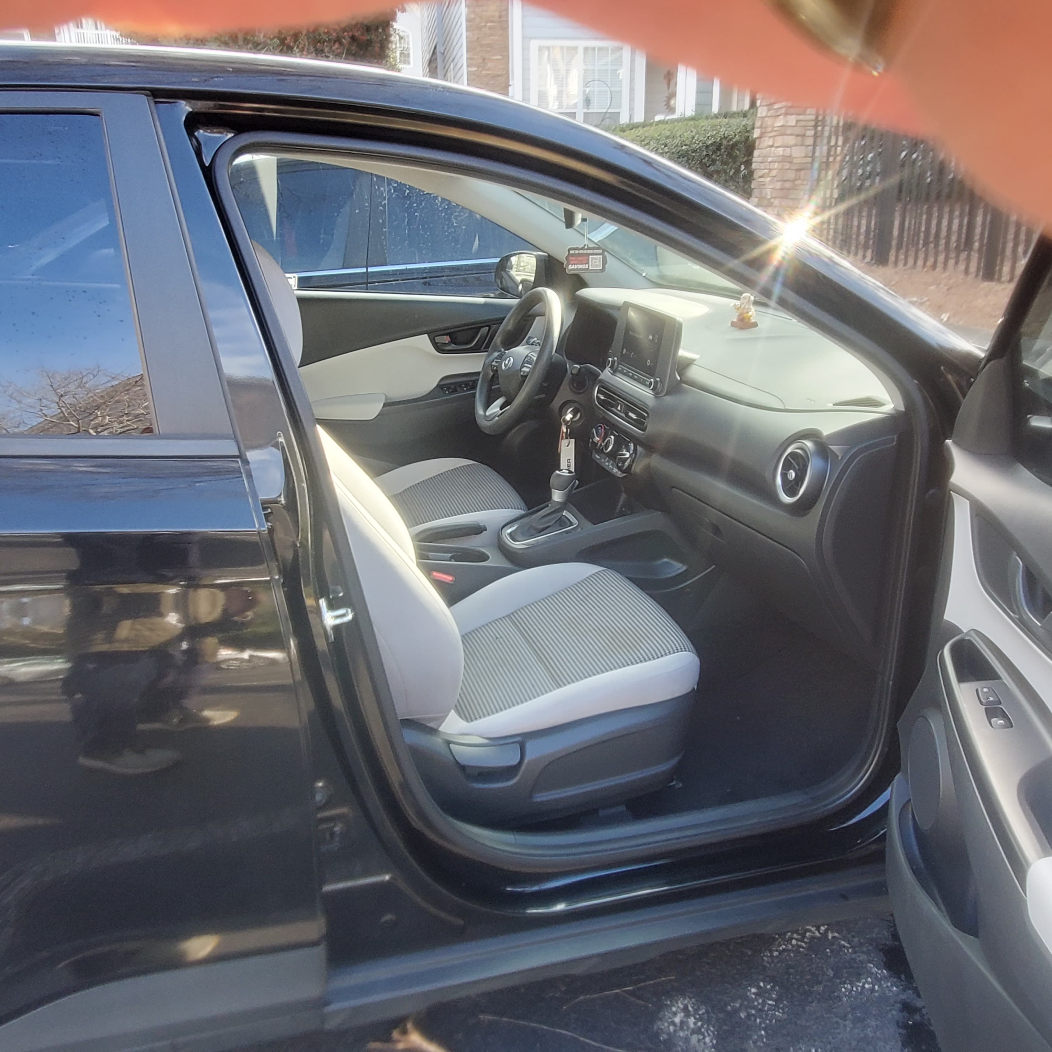 Used 2022 Hyundai Kona SE FWD image 4