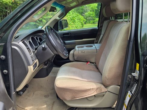 Used 2010 Toyota Tundra 2WD Double Cab image 8