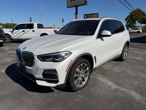 Used 2019 BMW X5 xDrive40i w/ Convenience Package image 1