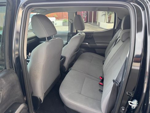 Used 2019 Toyota Tacoma SR5 image 8