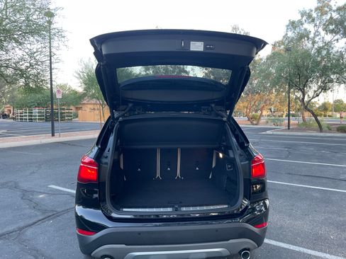 Used 2019 BMW X1 sDrive28i image 8