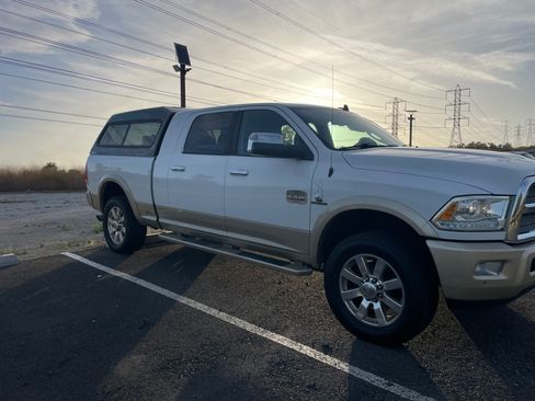 Used 2014 RAM 3500 Laramie Longhorn w/ Convenience Group AWD/4WD image 18