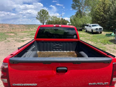 Used 2003 Chevrolet Silverado 1500 LS w/ Off-Road Package AWD/4WD image 6