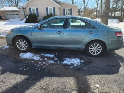 Used 2011 Toyota Camry XLE w/ XLE Extra-Value Pkg #1