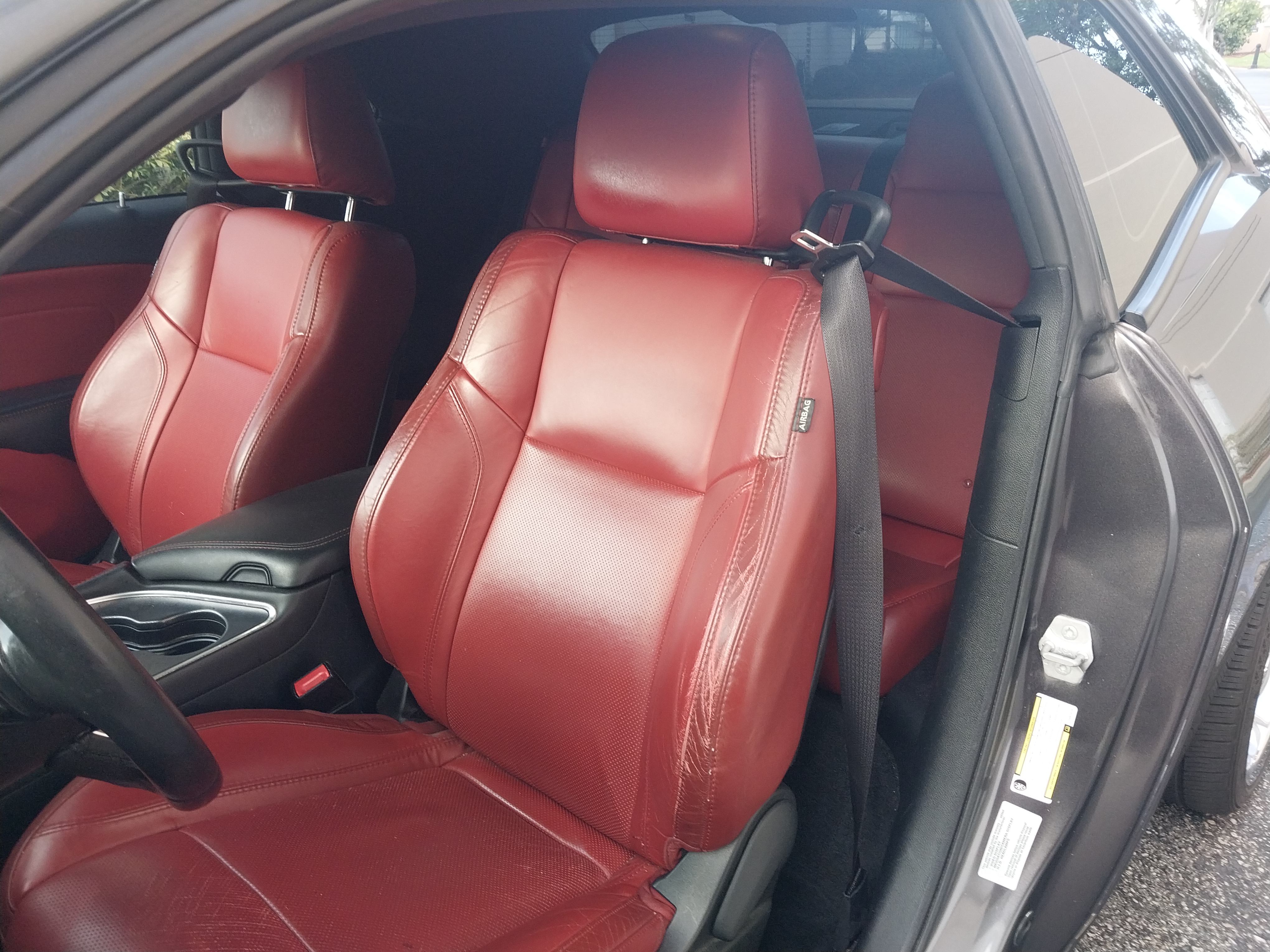 Used 2015 Dodge Challenger R/T Plus RWD image 11