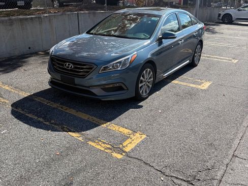 Used 2017 Hyundai Sonata Limited image 12