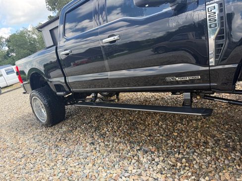 Used 2024 Ford F250 Platinum AWD/4WD image 24