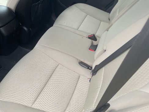 Used 2017 Hyundai Santa Fe Sport AWD/4WD image 6