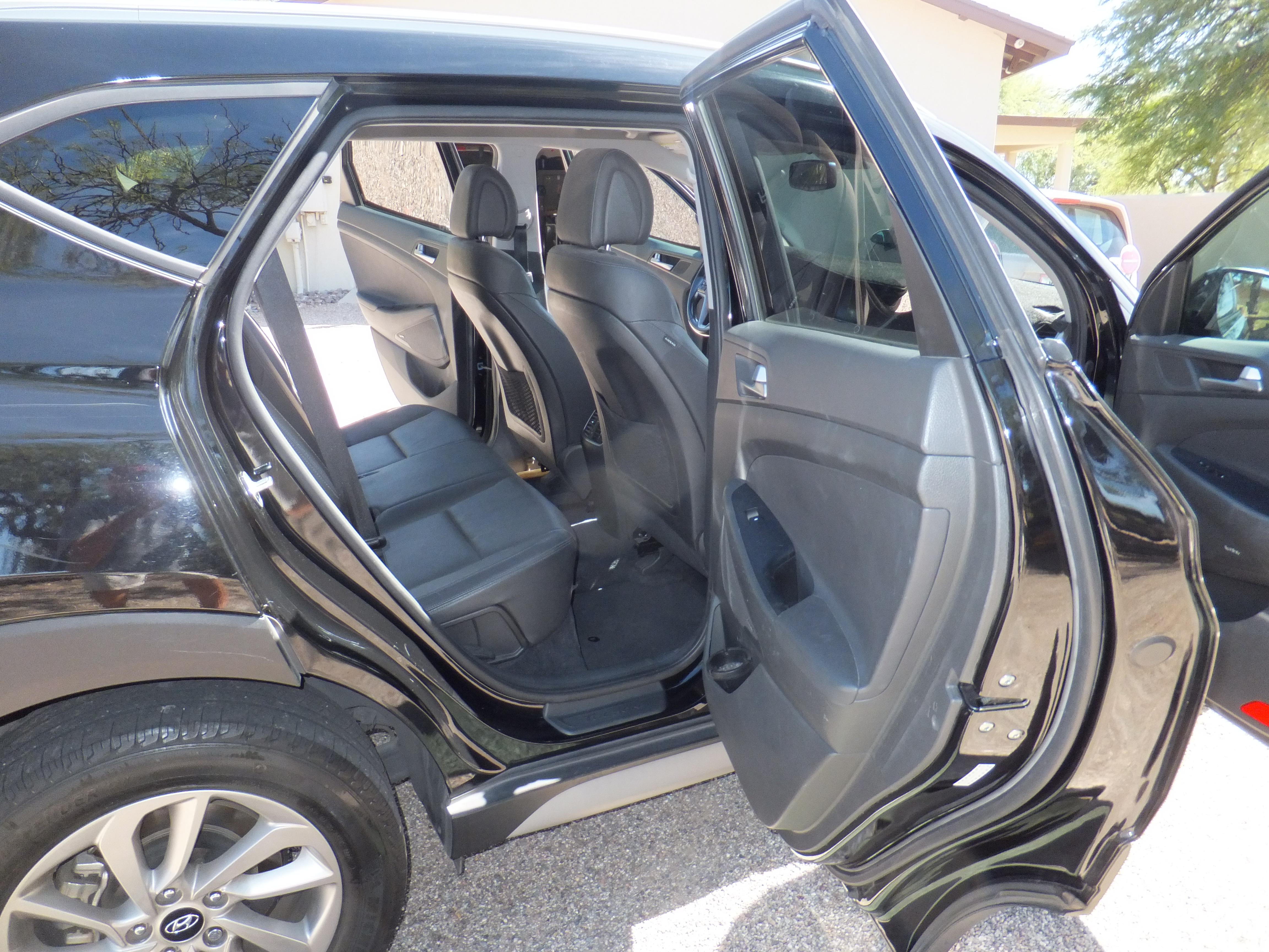 Used 2017 Hyundai Tucson SE Plus FWD image 9