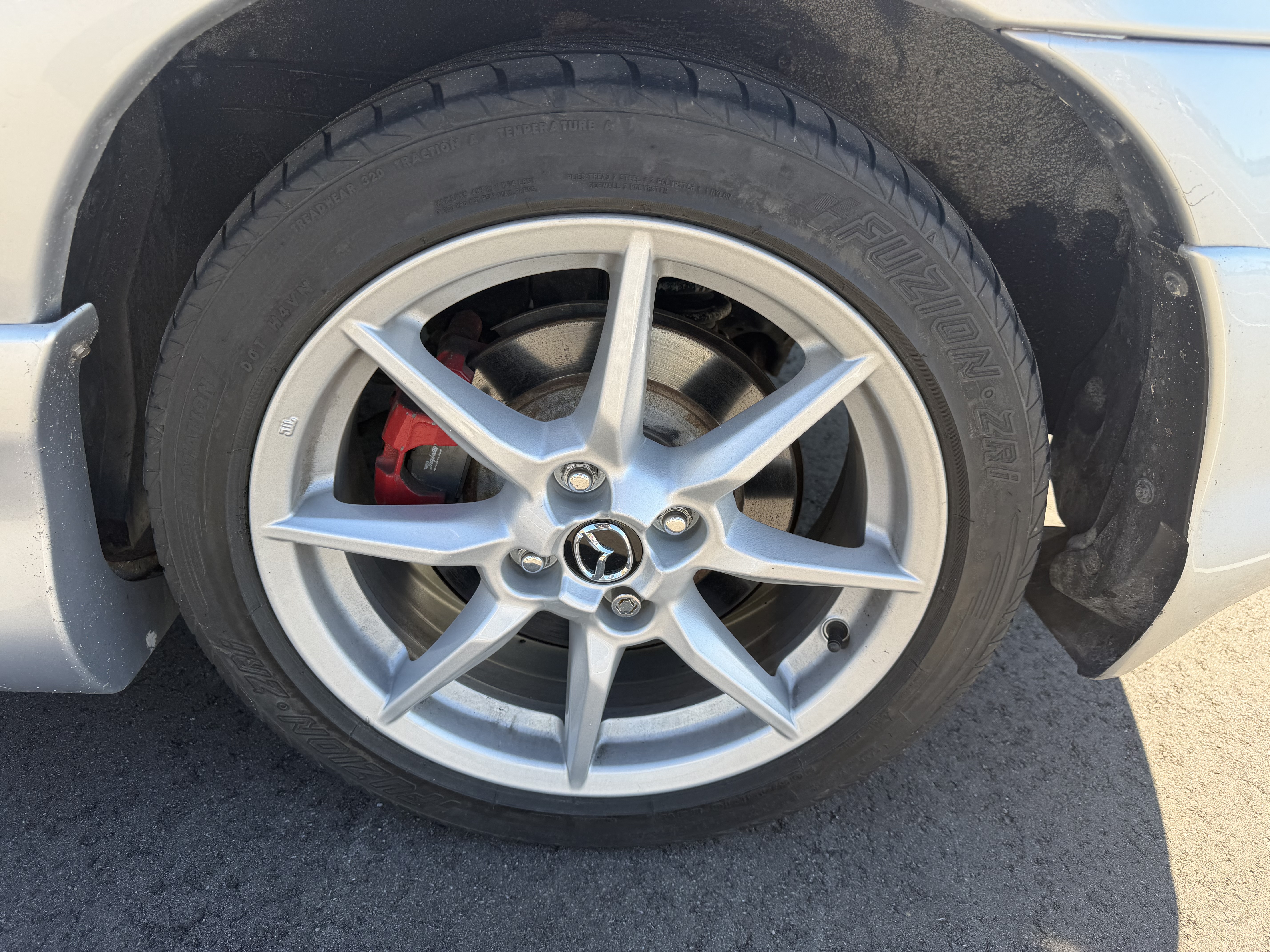 Used 2003 MAZDA MX-5 Miata RWD image 5