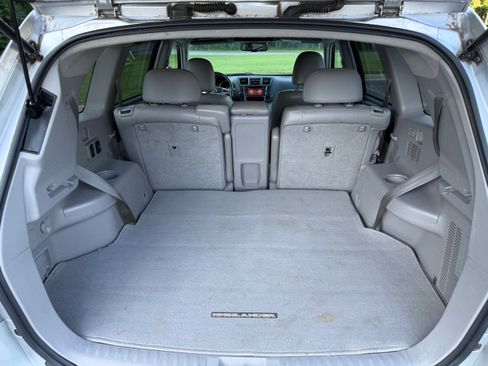 Used 2013 Toyota Highlander Limited AWD/4WD image 8