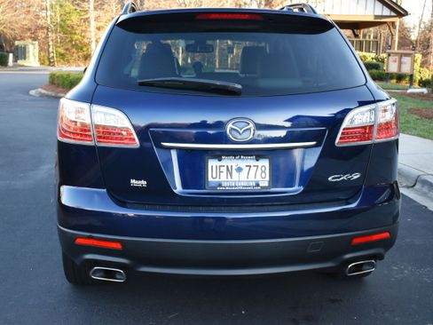 Used 2010 MAZDA CX-9 Grand Touring w/ Moonroof & Bose Audio Pkg image 6