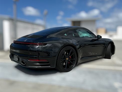 Used 2020 Porsche 911 Carrera S RWD image 4