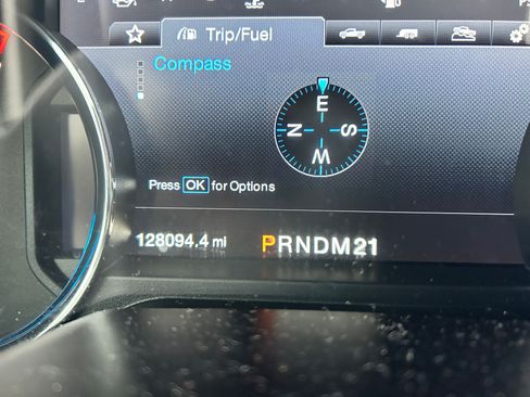 Used 2015 Ford F150 Lariat w/ Equipment Group 502A Luxury image 13