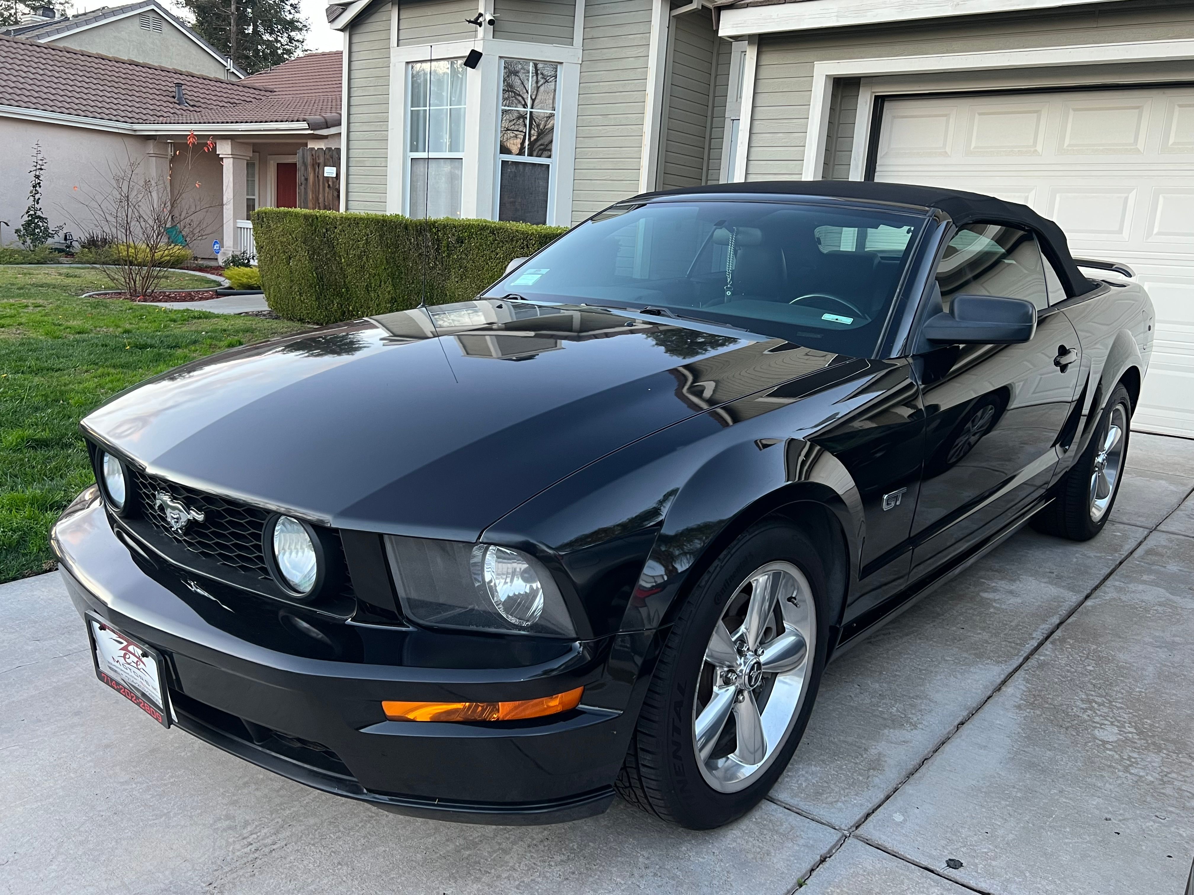 Used 2006 Ford Mustang GT Premium RWD image 1