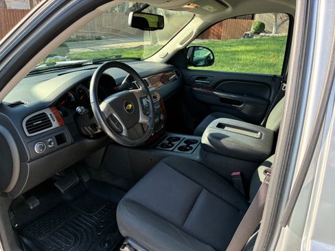 Used 2013 Chevrolet Tahoe LS w/ Convenience Package image 5