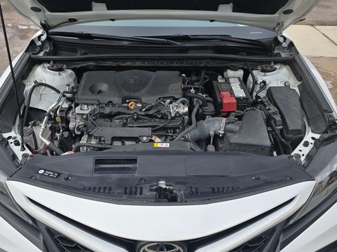 Used 2023 Toyota Camry SE w/ Audio Upgrade Package image 20