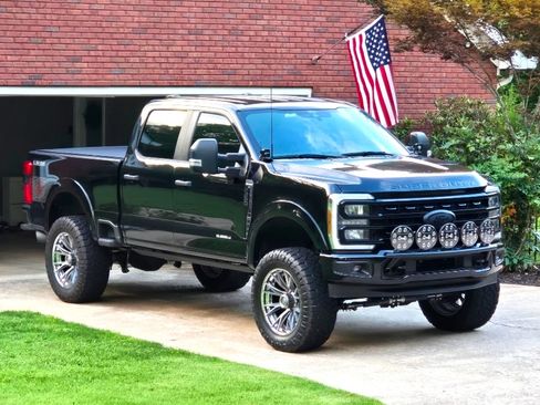 Used 2024 Ford F250 XL w/ STX Appearance Package AWD/4WD image 2