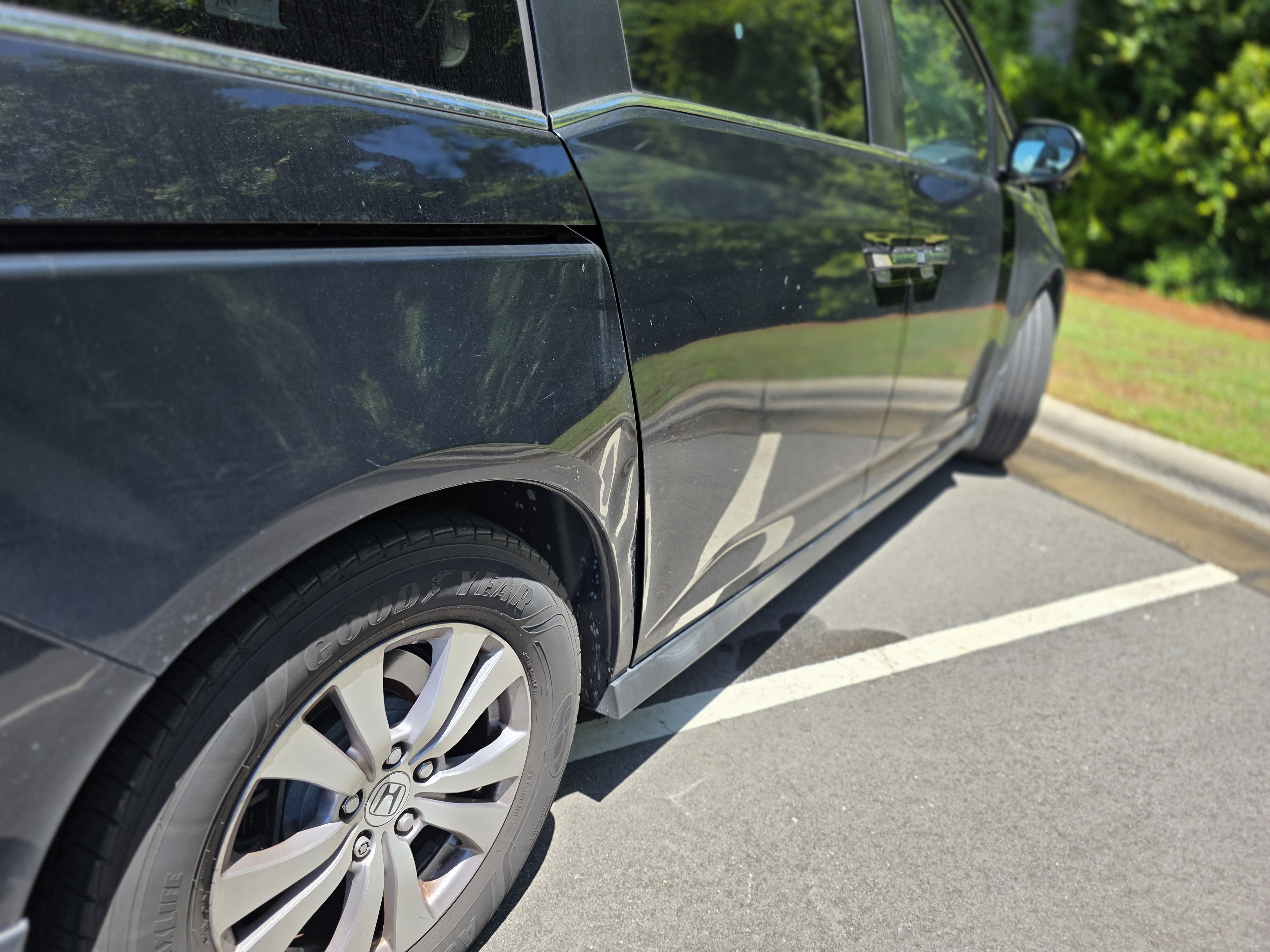 Used 2014 Honda Odyssey EX image 17