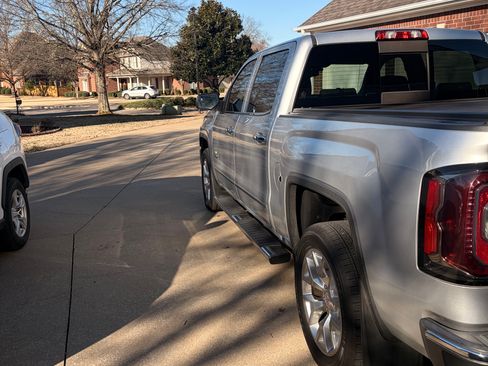 Used 2018 GMC Sierra 1500 SLT w/ Texas SLT Premium Package image 4