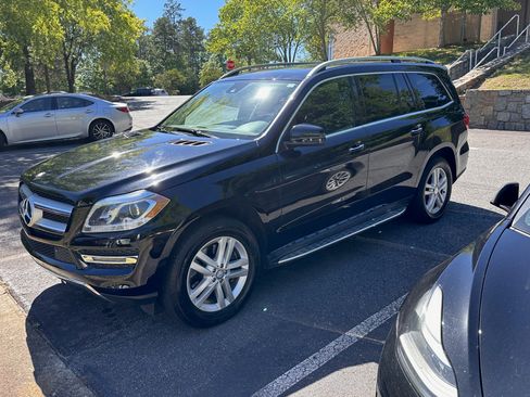 Used 2013 Mercedes-Benz GL 450 4MATIC image 2