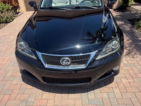 Used 2013 Lexus IS 350C w/ Luxury Pkg RWD image 6