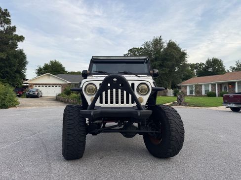 Used 2005 Jeep Wrangler X AWD/4WD image 13